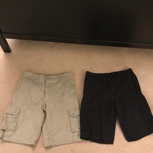Bundle of 2 pairs of cargo shorts